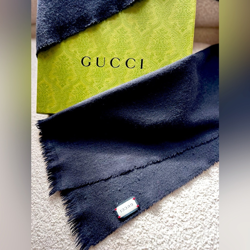Gucci Original Black Scarf